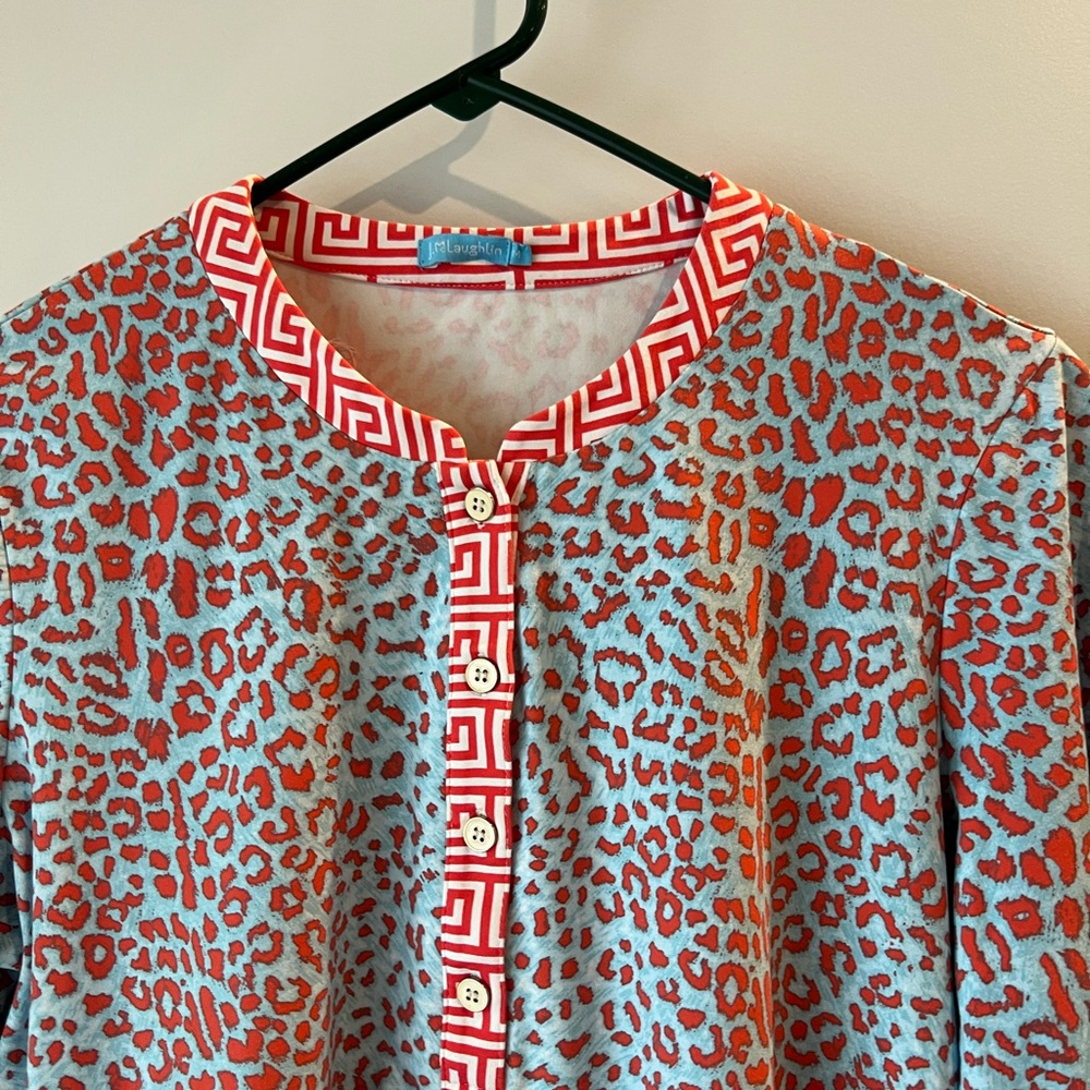 J. Mclaughlin Button Down Blouse. Medium - image 7